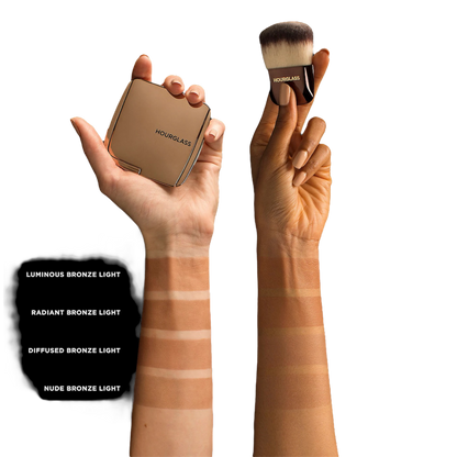 HOURGLASS Ambient lighting bronzer